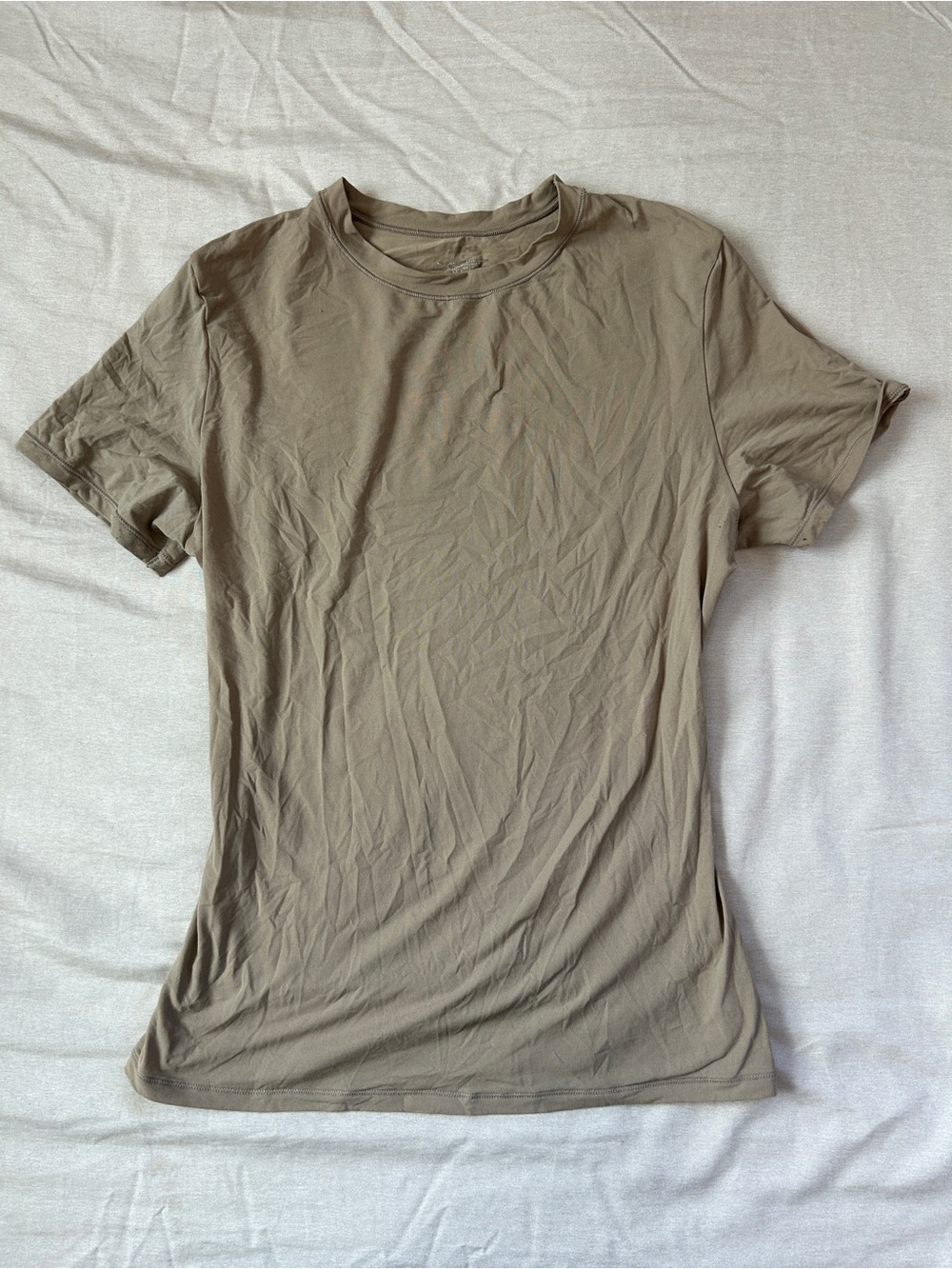 SKIMS lightweight t-shirt